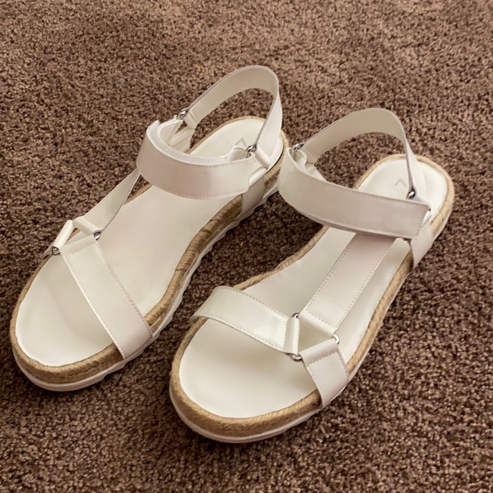 Marc Fisher Sandals